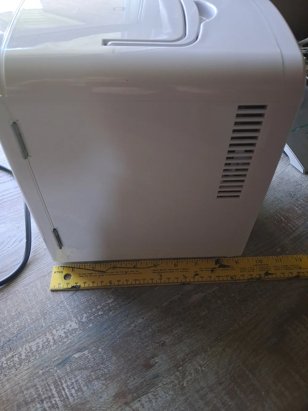 AstroAI White Mini Fridge - Compact Portable Cooler for Home & Office